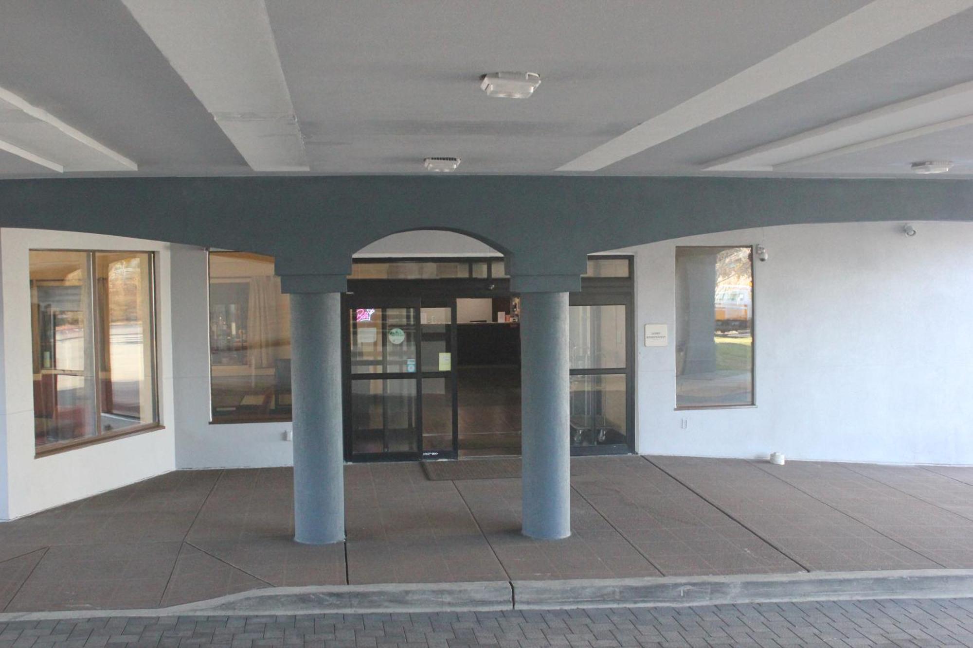 Regency Inn & Suites New London Mystic Exteriör bild